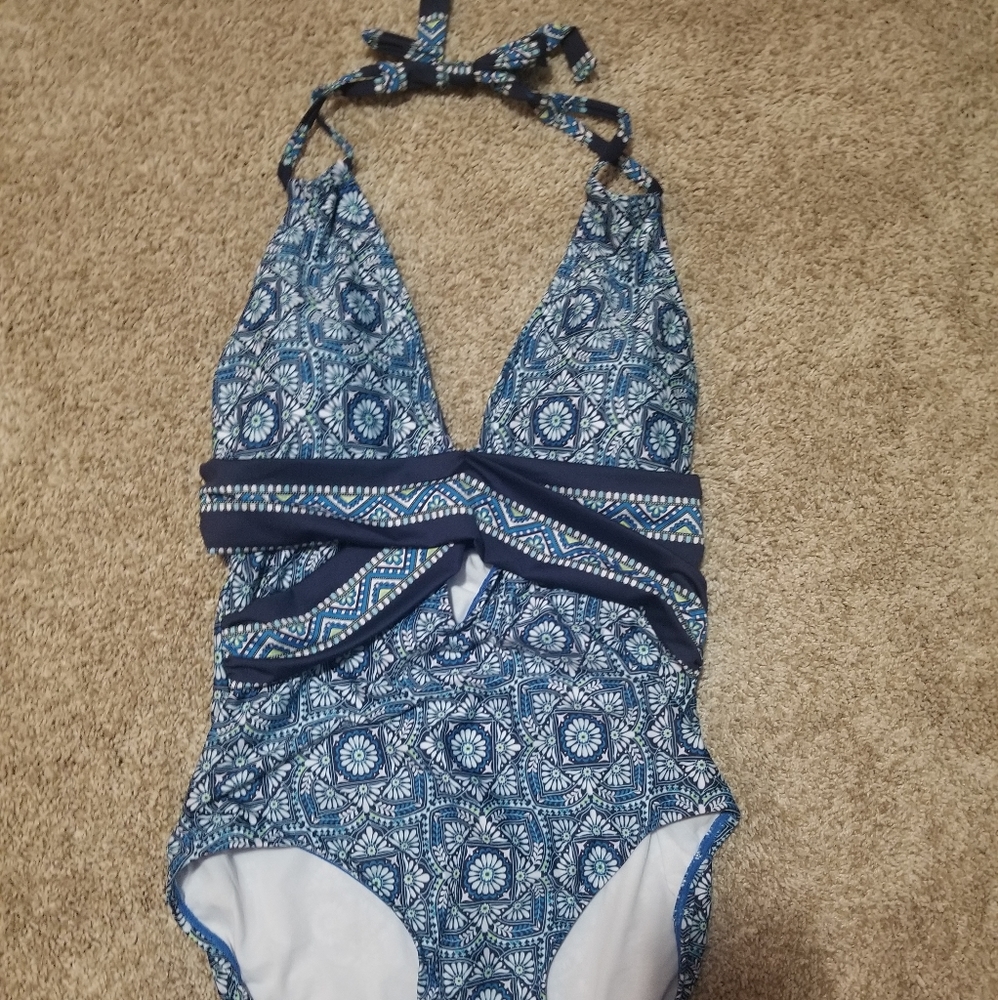 Clean water one piece